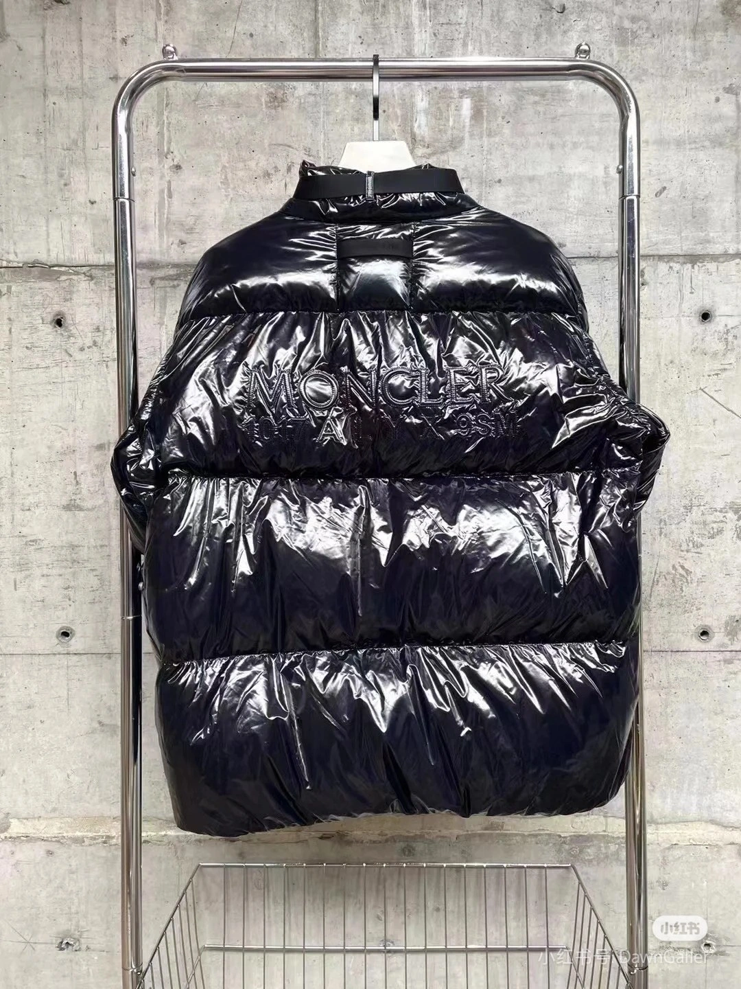 wg.luxury-- 7o9385r ALYX Down jacket white duck down item: E-F431J0118